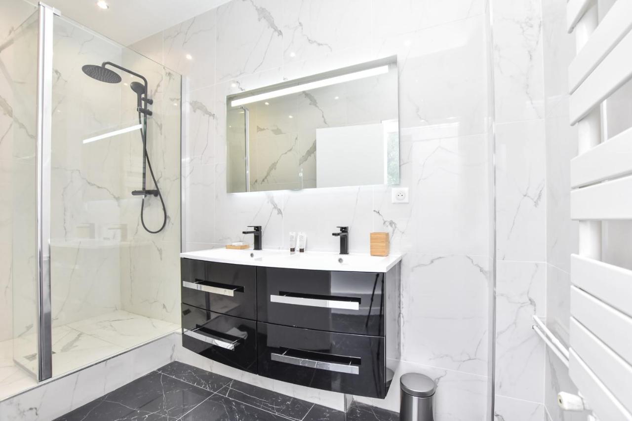 Apartmán Cosy 1Br - Place Saint Fargeau Paříž Exteriér fotografie